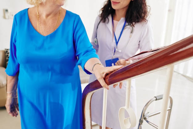 Ile trwa rehabilitacja ambulatoryjna po udarze mózgu?
