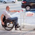 Komu należy się wózek inwalidzki i jak ubiegać się o dofinansowanie?